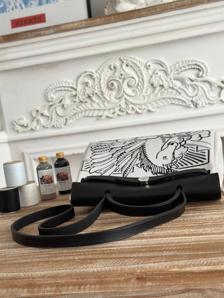 Hermes Herbag Zip 31 (Printed & Patterned Canvas Edition)