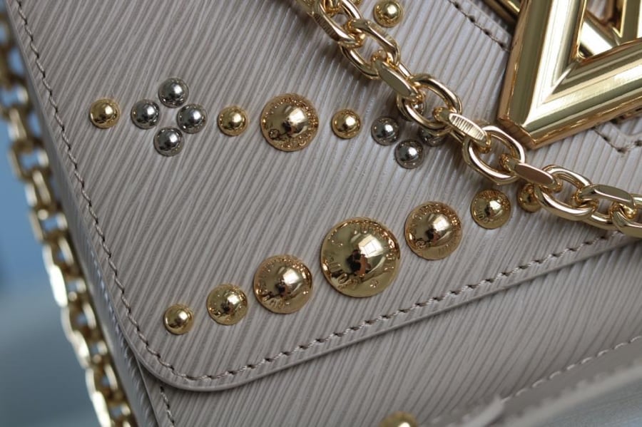 LV Twist Studded 23cm