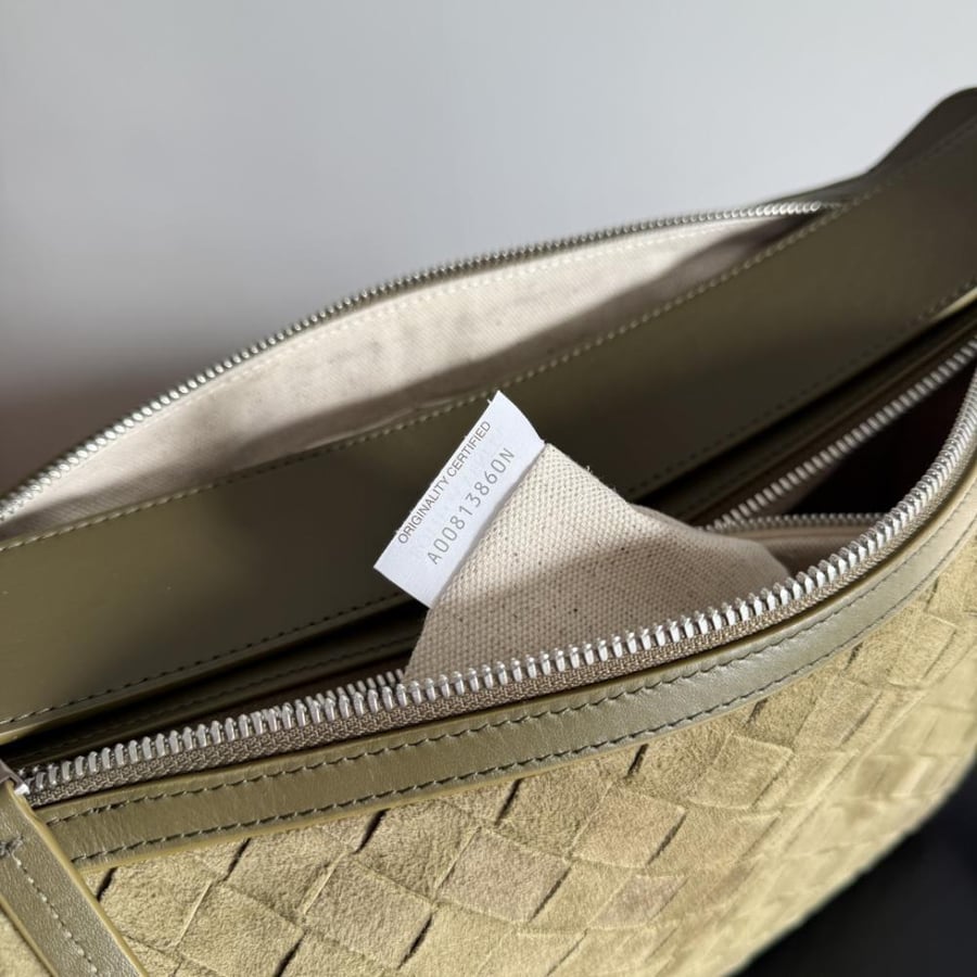 BV Tribeca Woven Tote Bag 30.5209cm