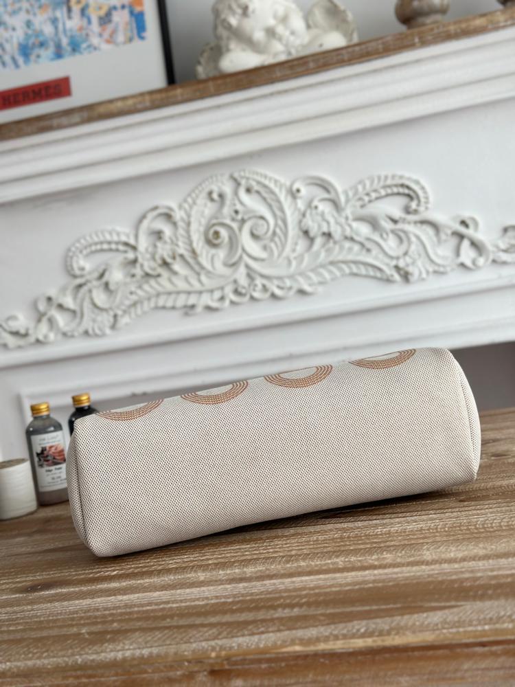 Hermes Herbag Zip 31 (Printed & Patterned Canvas Edition)
