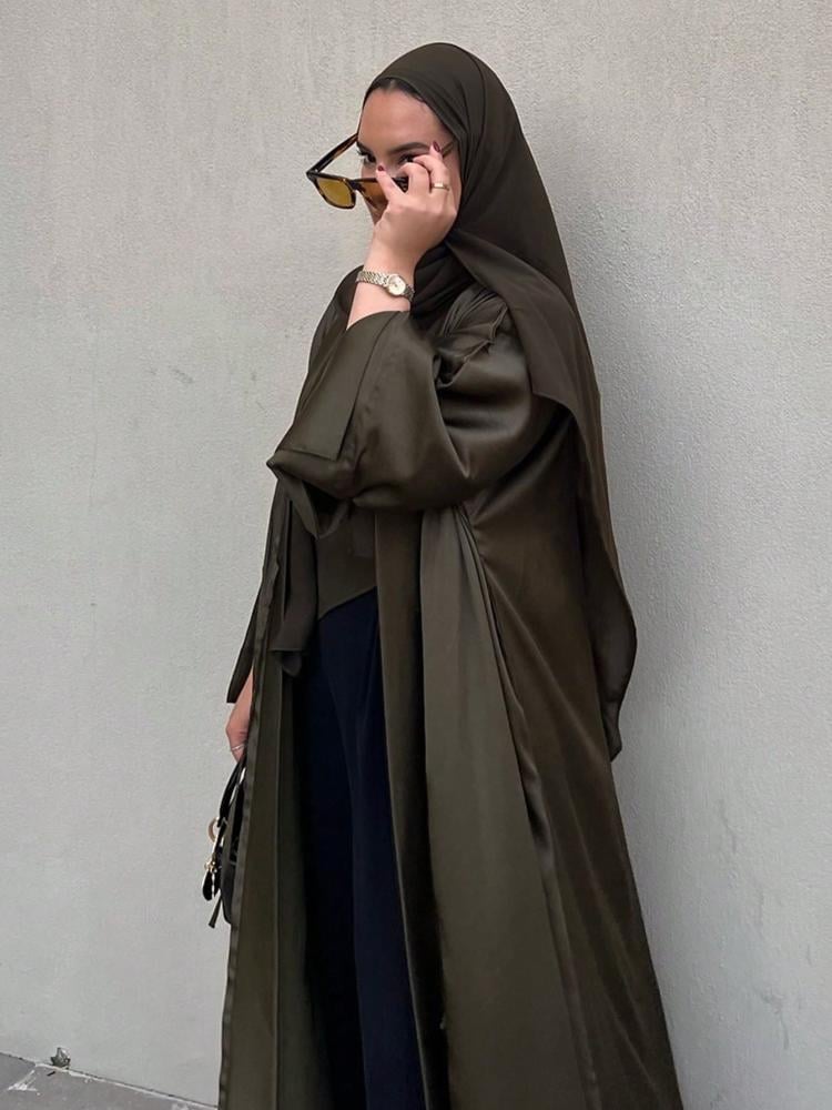فستان نسائي
