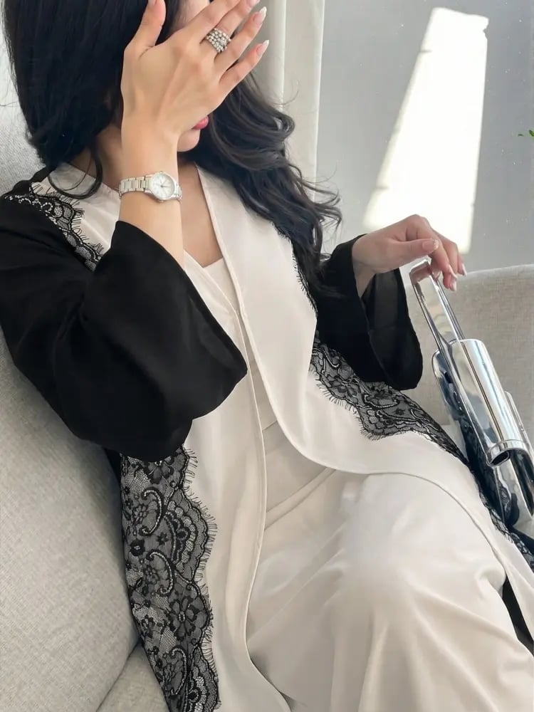 عباية نسائية