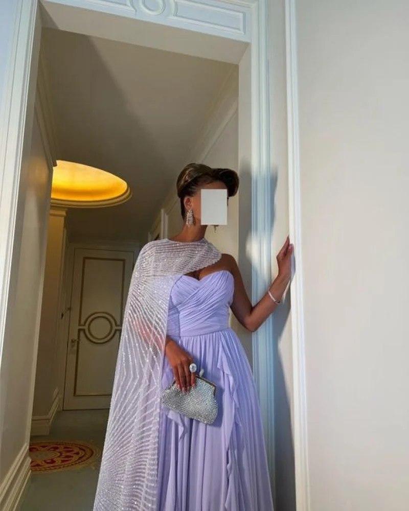فستان سهرة  موف ناعم بتطريز لمعة وشال مدمج