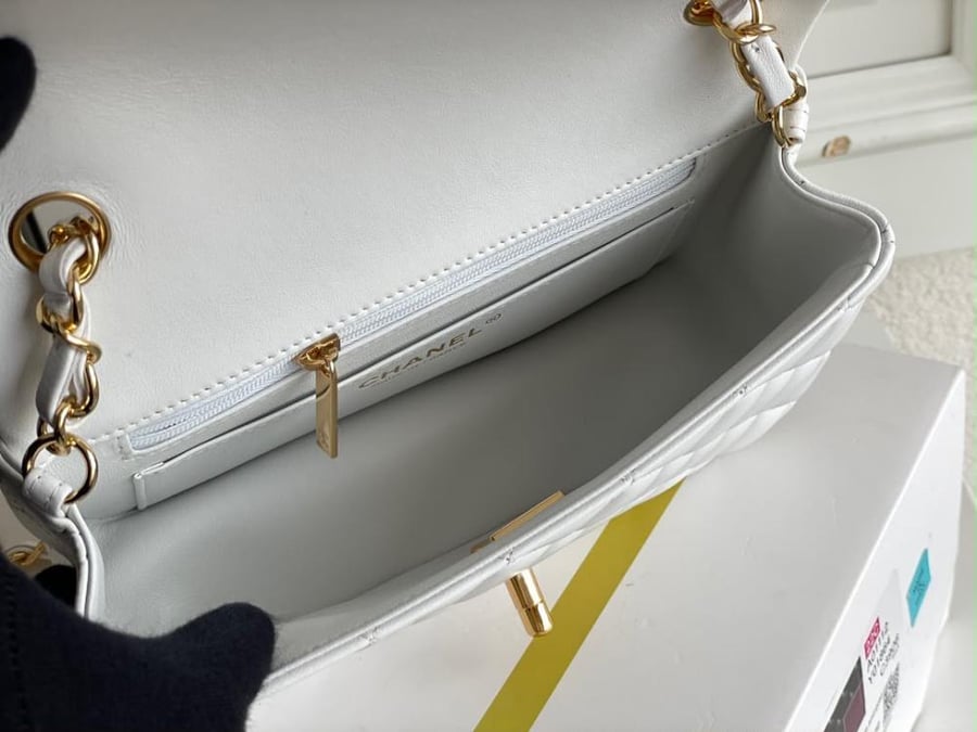 Mini Classic Handbag