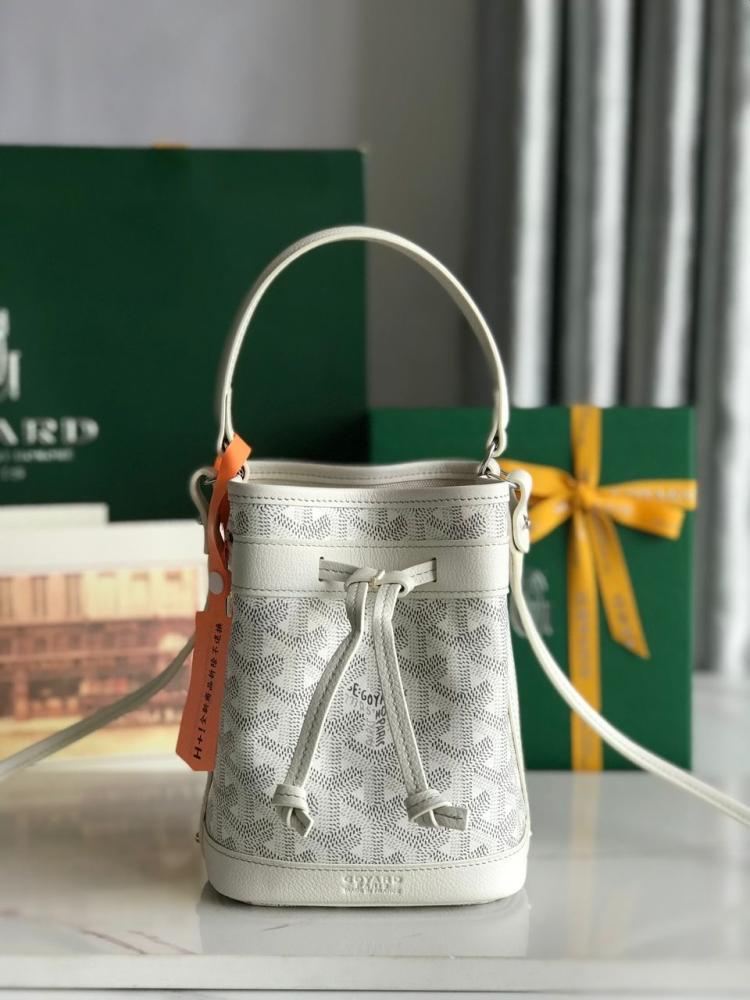 Petit Flot Mini bucket bag