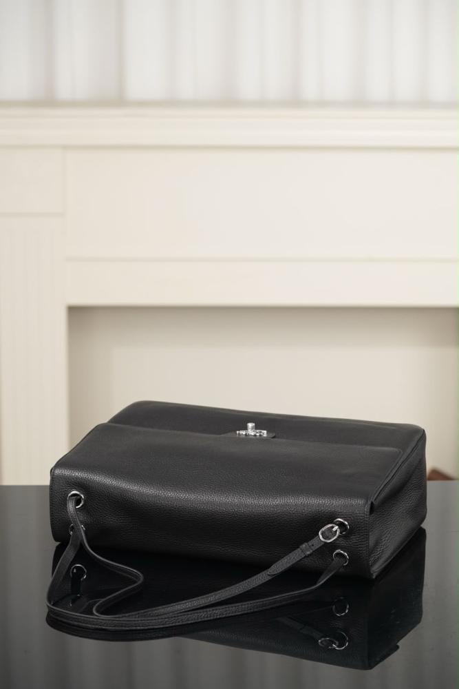 MAXI FLAP BAG, 38.5cm