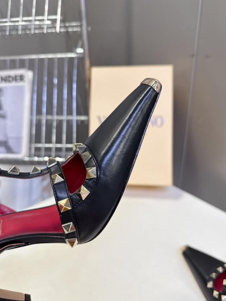 Rockstud Kidskin Pumps 100Mm