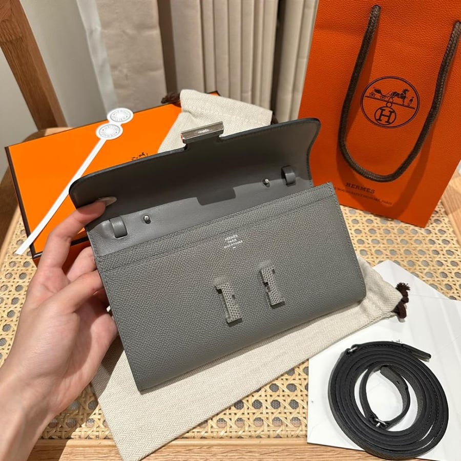 Constance To Go wallet Lizard Buckle