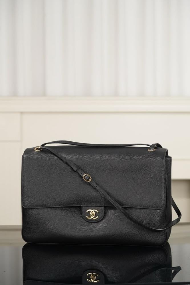 MAXI FLAP BAG, 38.5cm