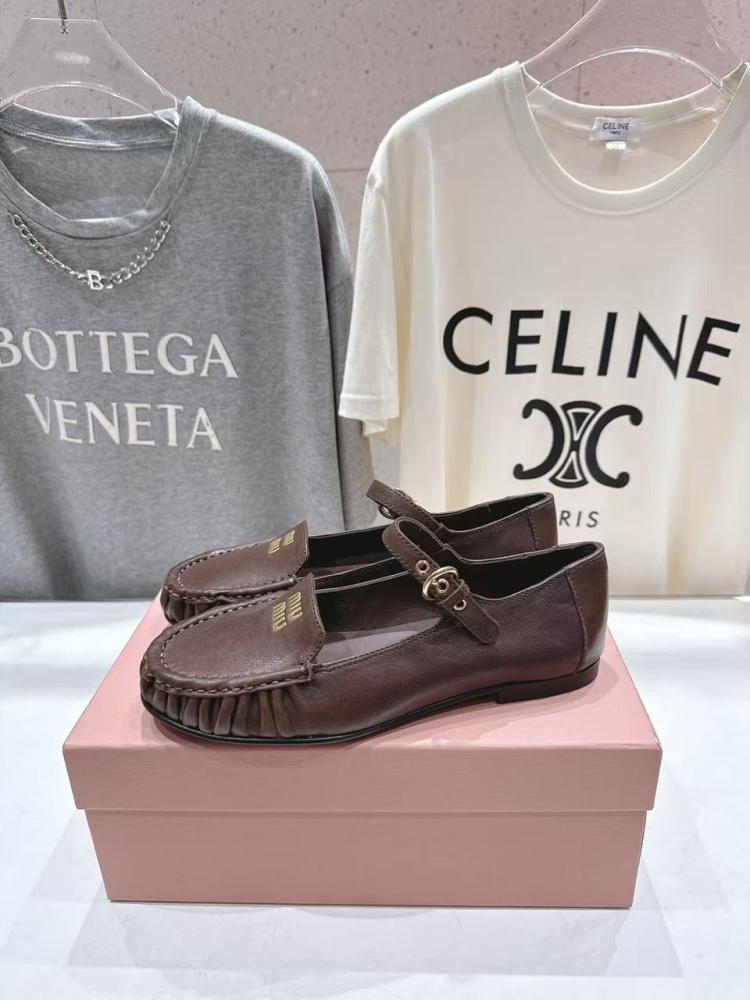 Leather loafers with strap