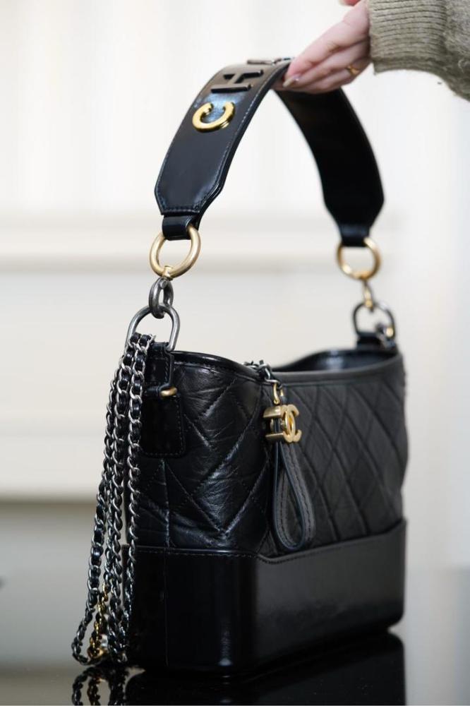 CHANEL GABRIELLE MEDIUM BAG