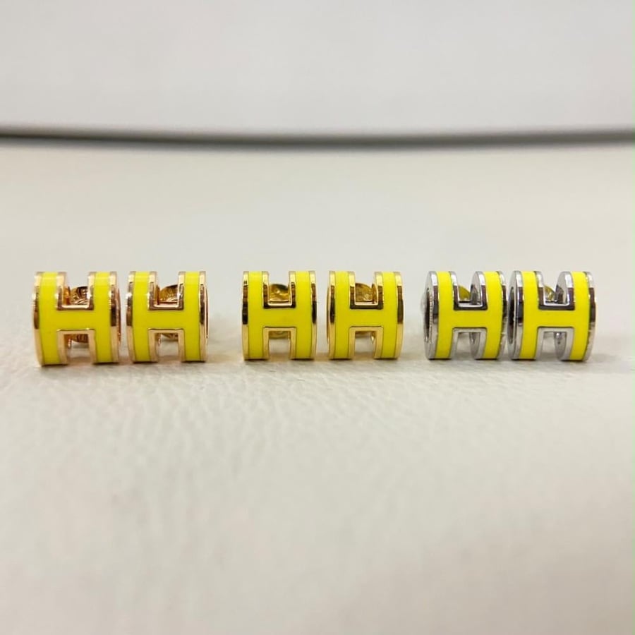 Mini Pop H earrings
