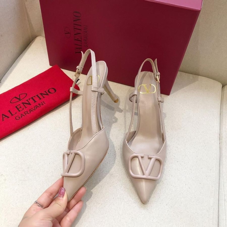 VLOGO SIGNATURE CALFSKIN SLINGBACK PUMP 80MM / 3.15 IN