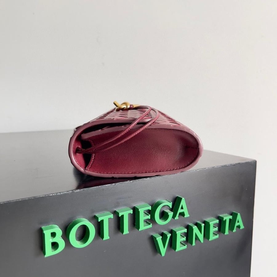 Andiamo Clutch