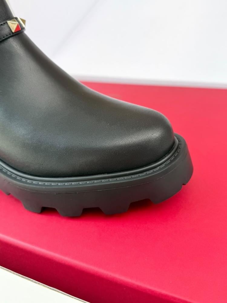 Rockstud Beatle 55 Boots in Calfskin