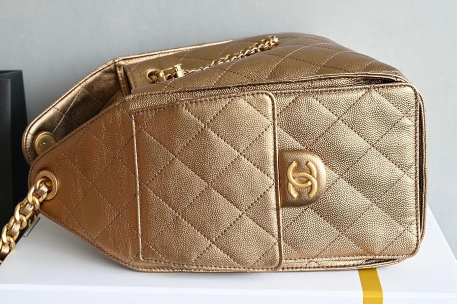 CHANEL 25 SMALL HANDBAG