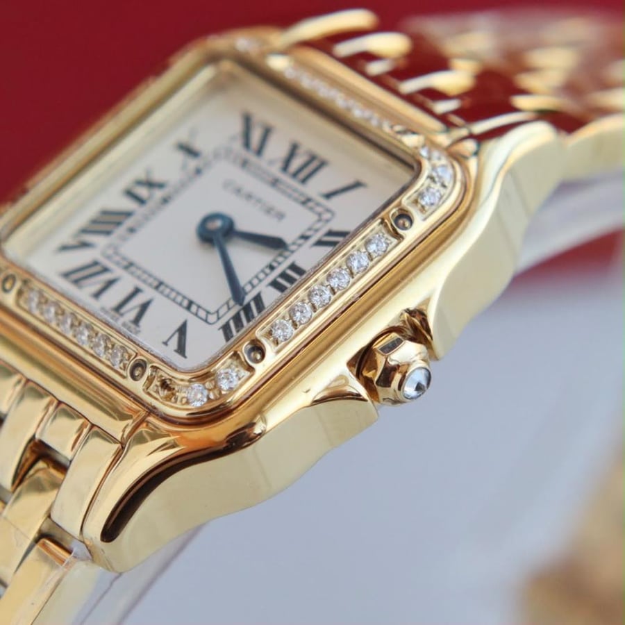 PANTHÈRE DE CARTIER WATCH, MEDIUM MODEL