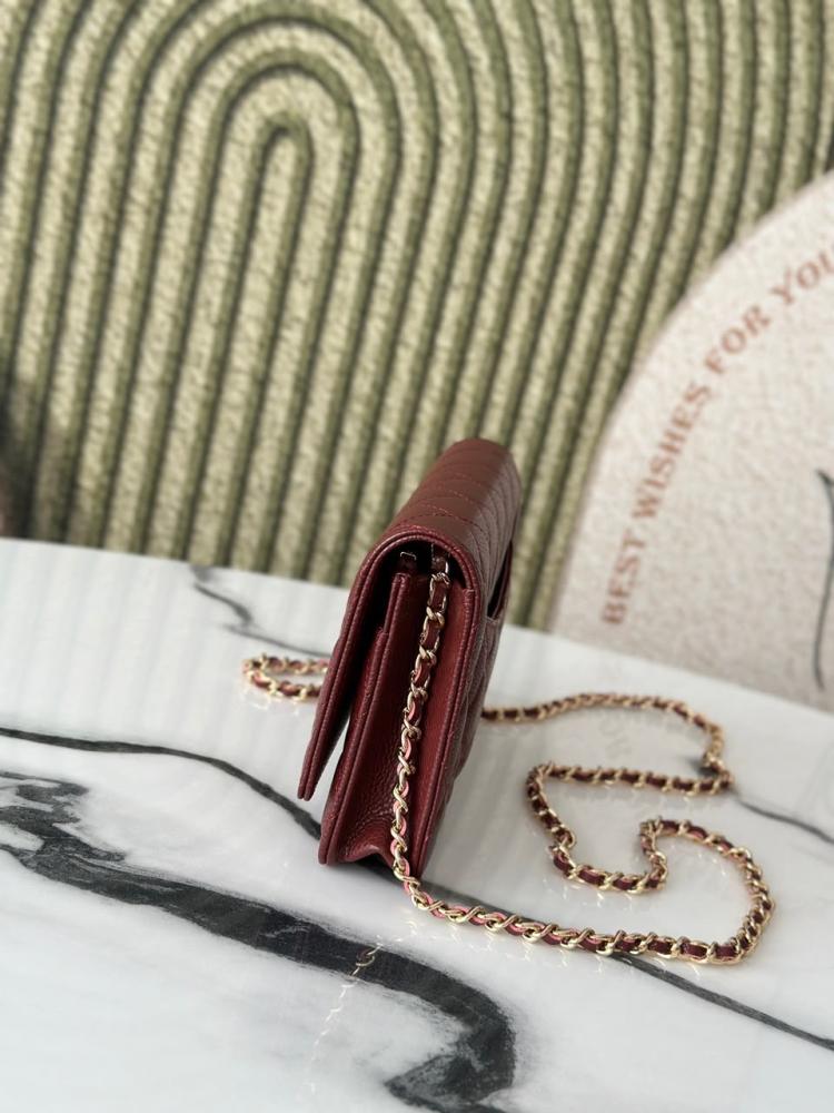 CLASSIC WALLET ON CHAIN