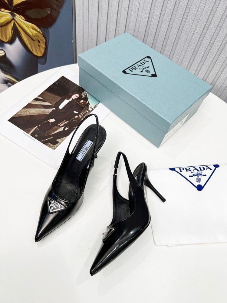 Patent leather loafer pumps