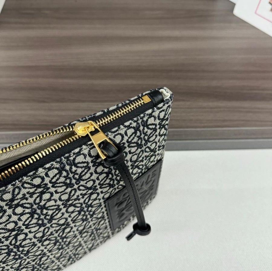 Oblong Pouch