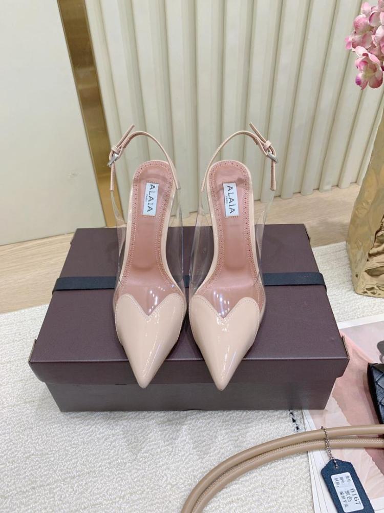 LE CŒUR SLINGBACKS IN PATENT LEATHER, 9cm