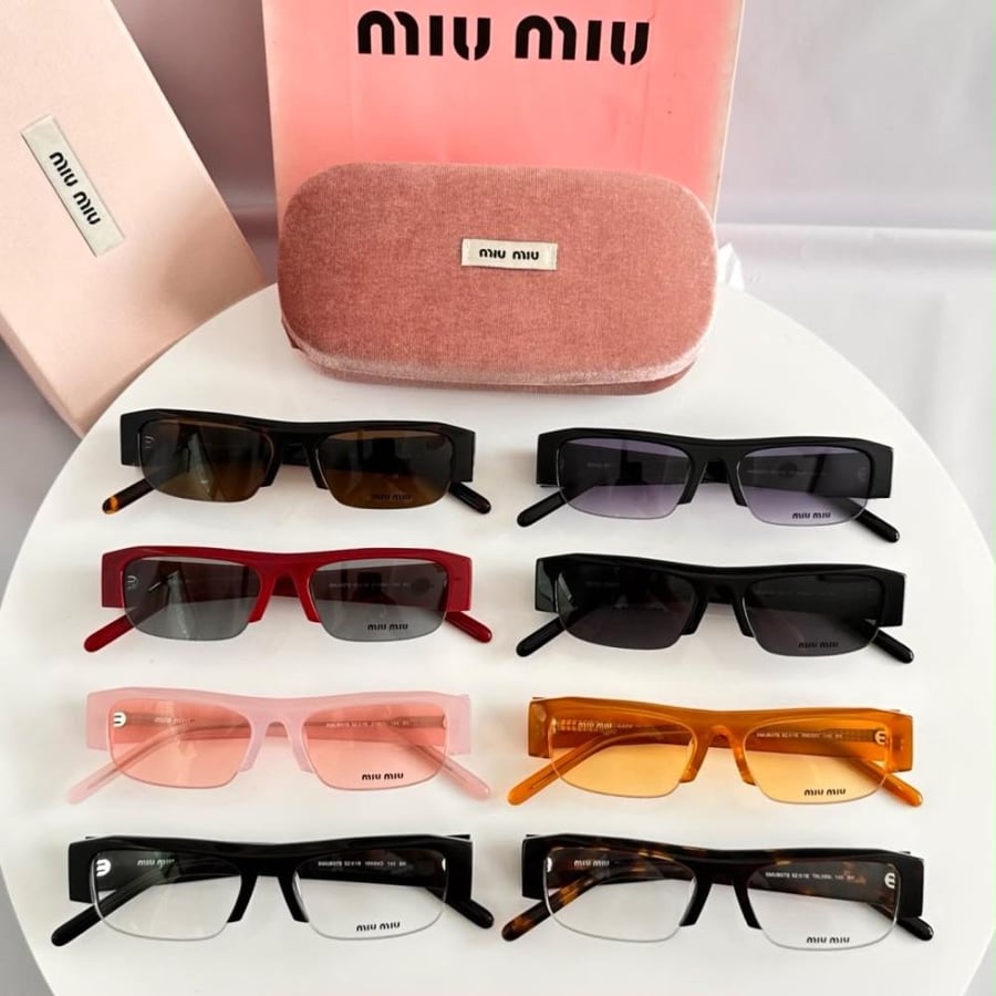 Miu Miu B07S Rectangular Frame Sunglasses