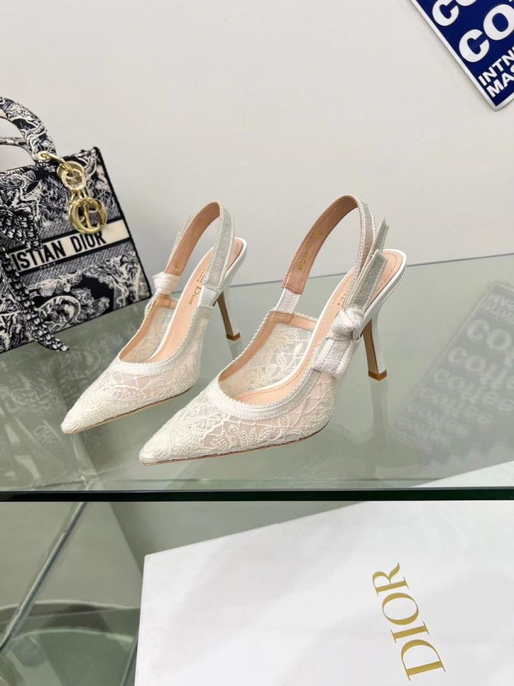 J'Adior Slingback Pump