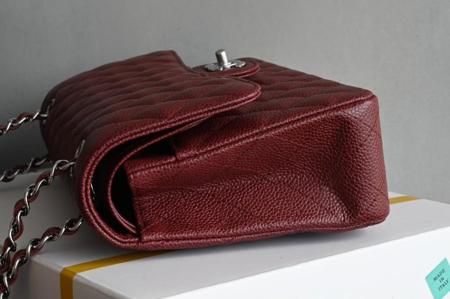 CAVIAR CLASSIC 11.12 HANDBAG