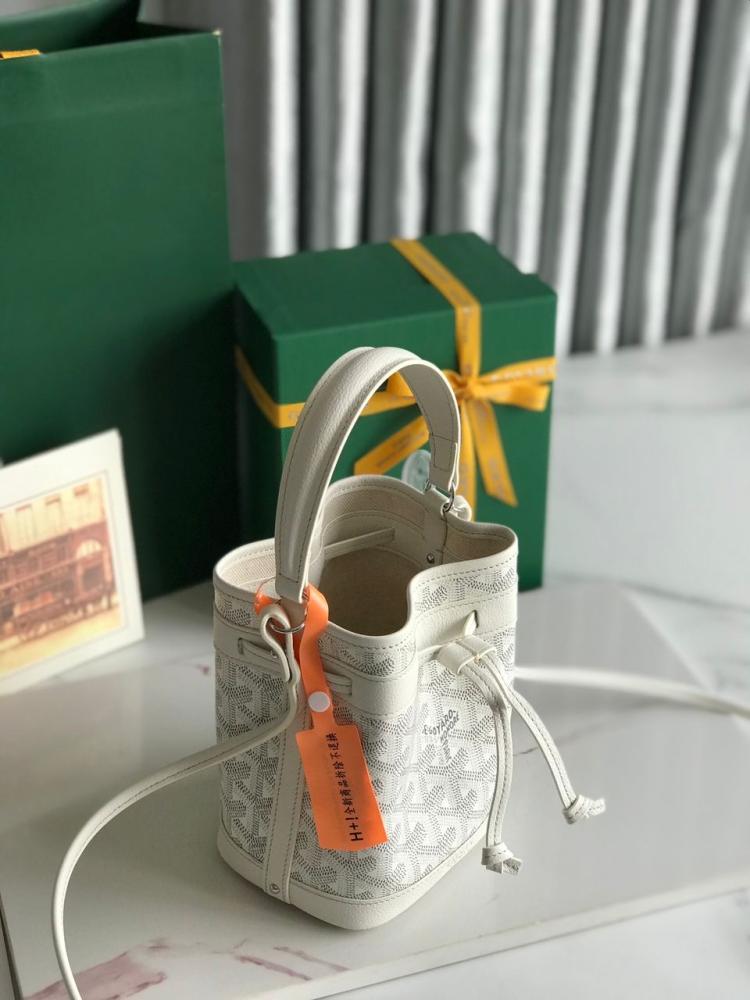 Petit Flot Mini bucket bag