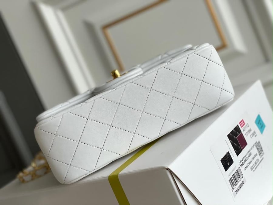 Mini Classic Handbag