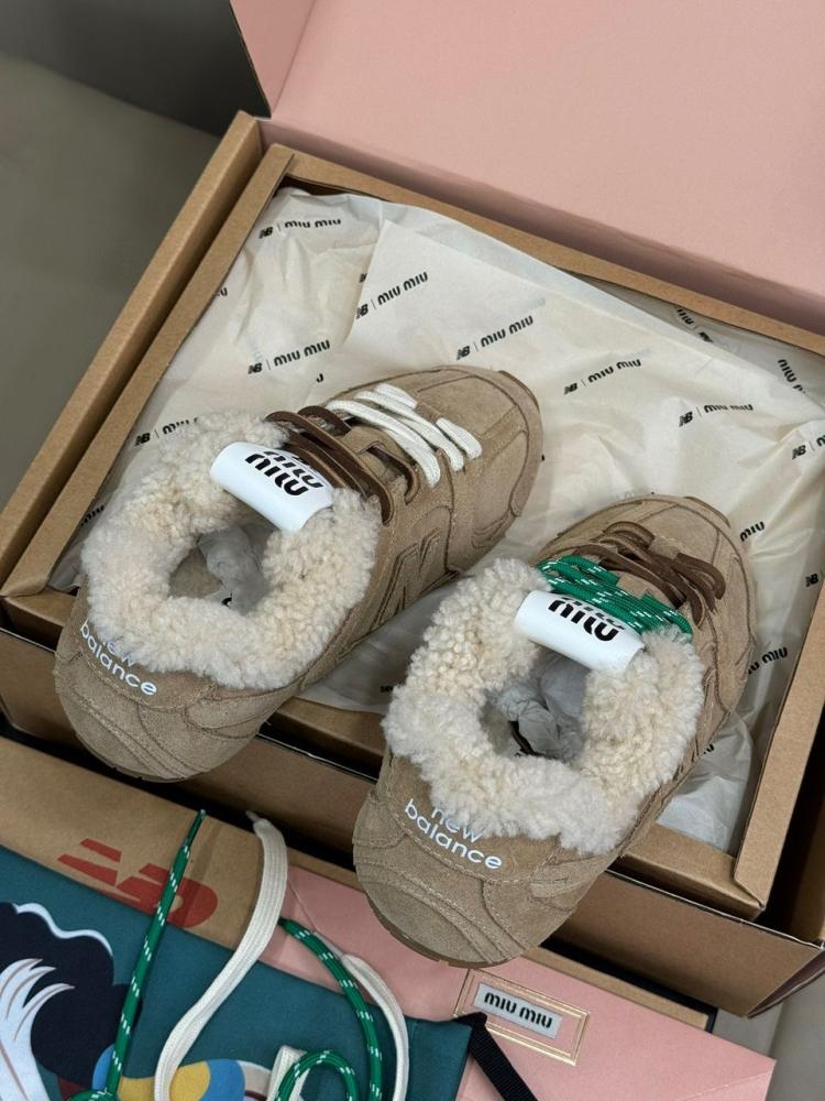 New Balance X Miu Miu 530 SL bleached leather sneakers