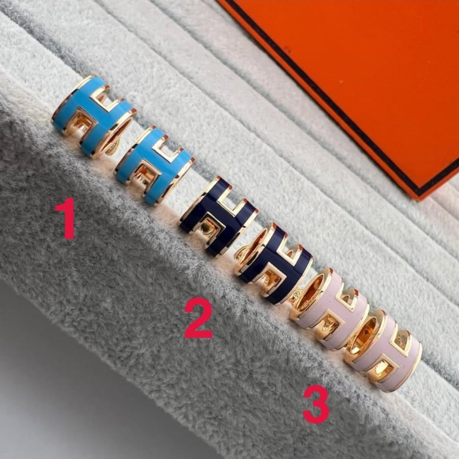 Mini Pop H earrings