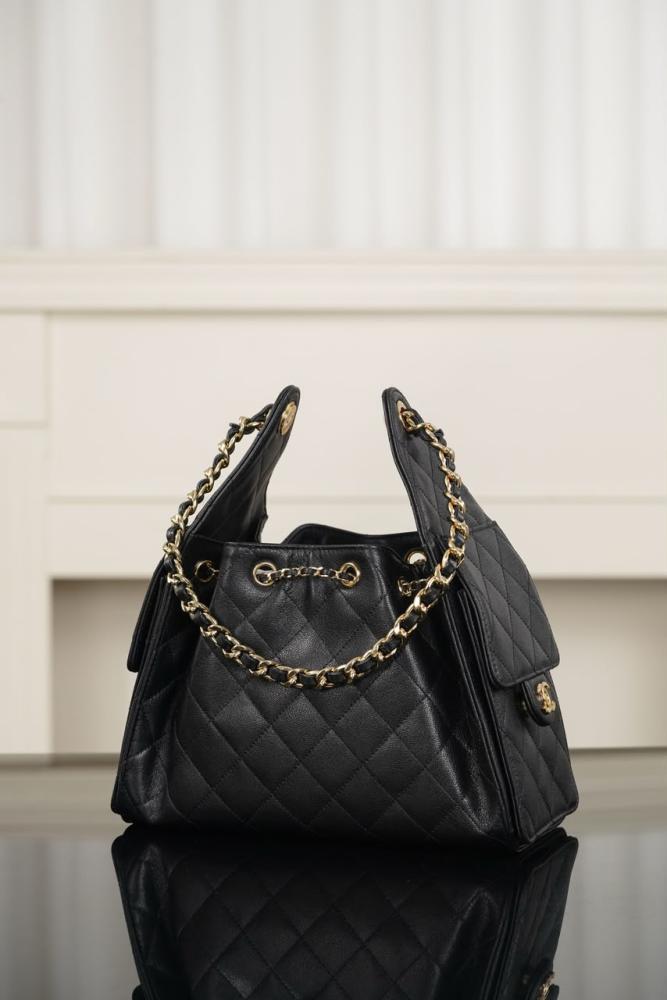 CHANEL 25 SMALL HANDBAG