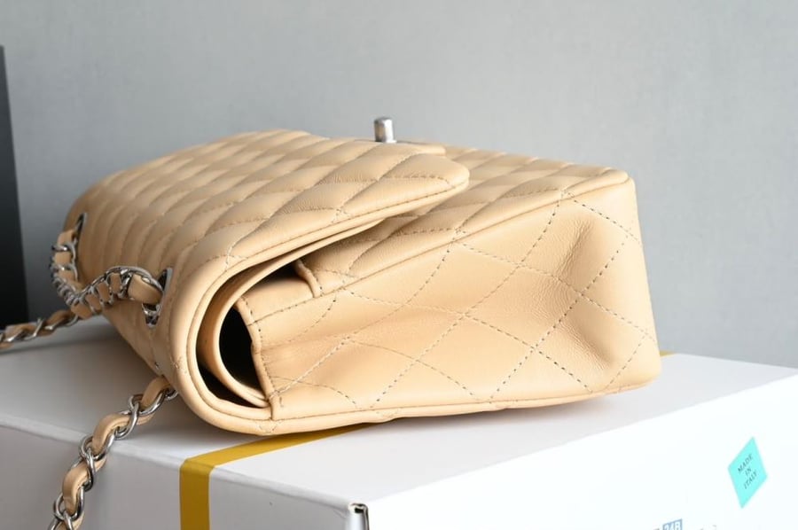 LAMBSKIN CLASSIC 11.12 HANDBAG