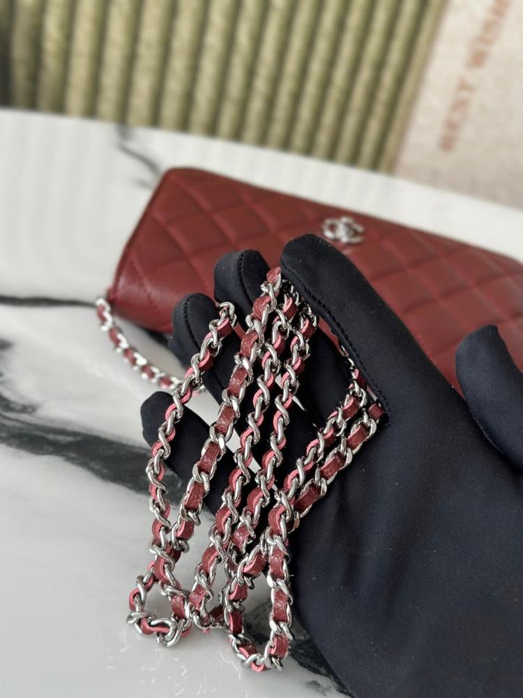 CLASSIC WALLET ON CHAIN