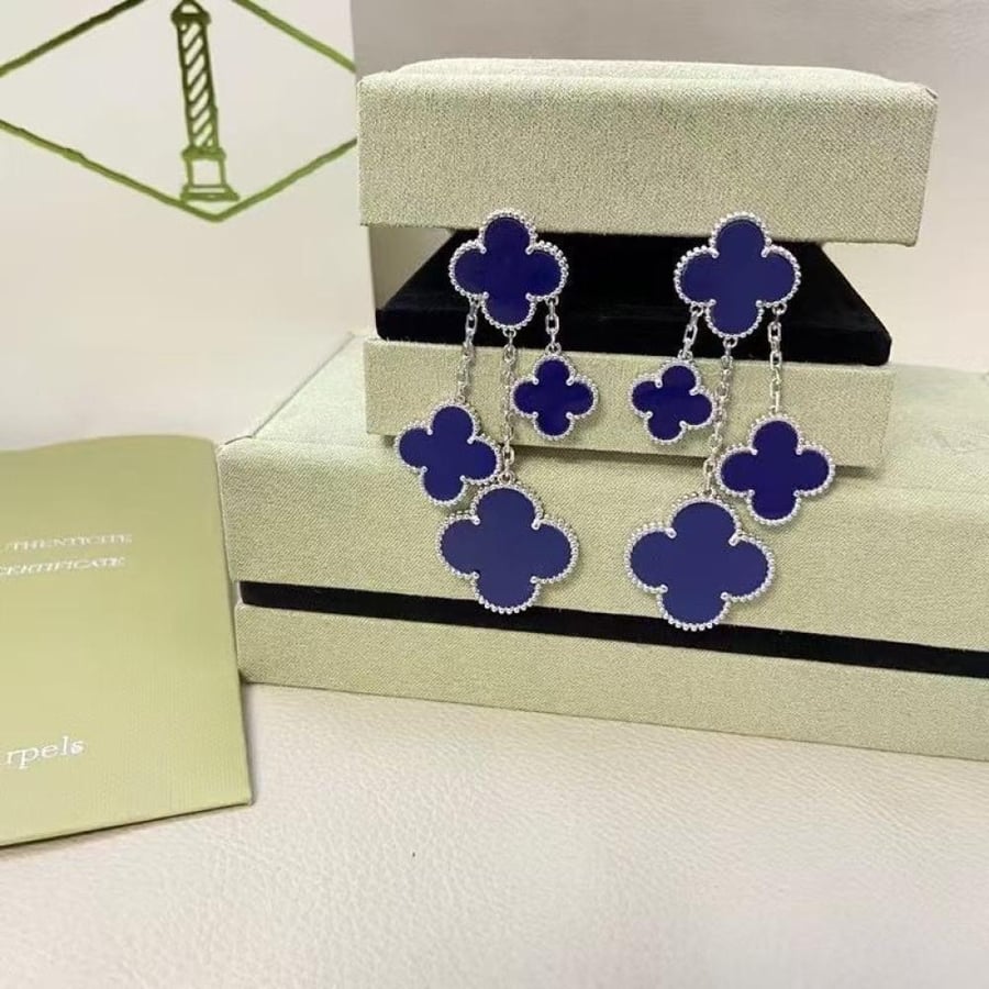 Magic Alhambra earrings, 4 motifs