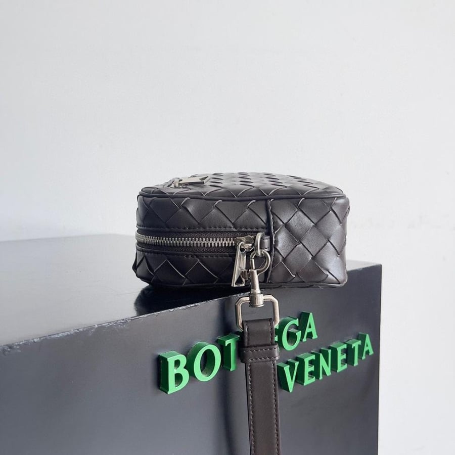 Intrecciato Pouch With Wristlet