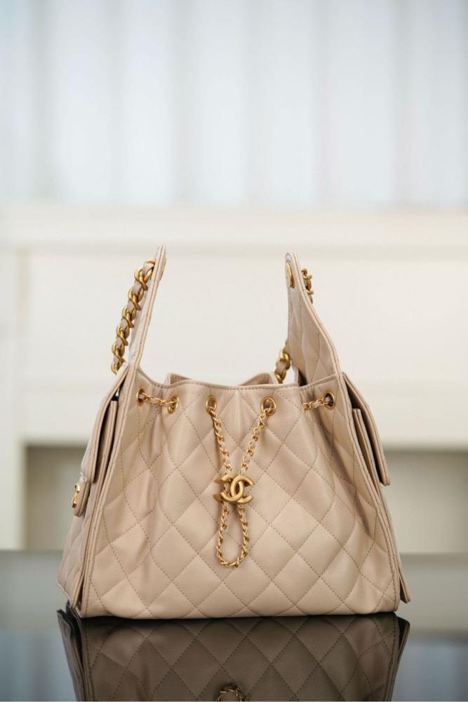 CHANEL 25 SMALL HANDBAG