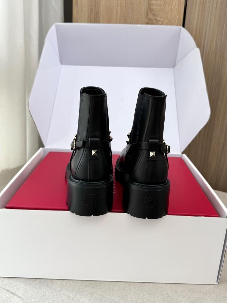 Rockstud Beatle 55 Boots in Calfskin