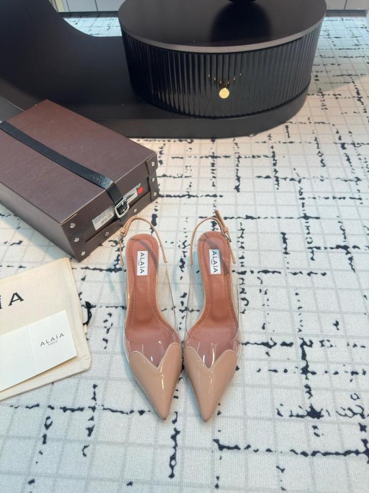 LE CŒUR SLINGBACKS IN PATENT LAMBSKIN, 5.5cm