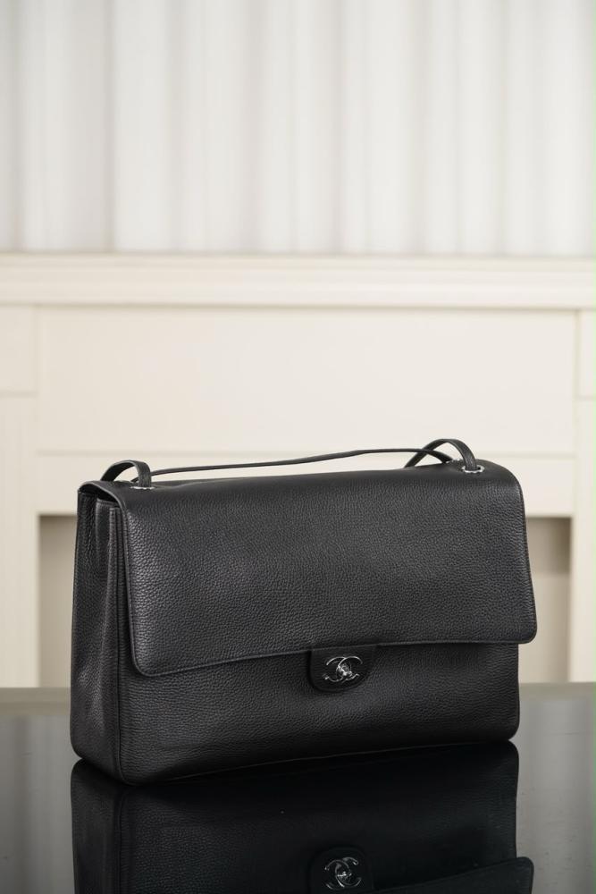 MAXI FLAP BAG, 38.5cm