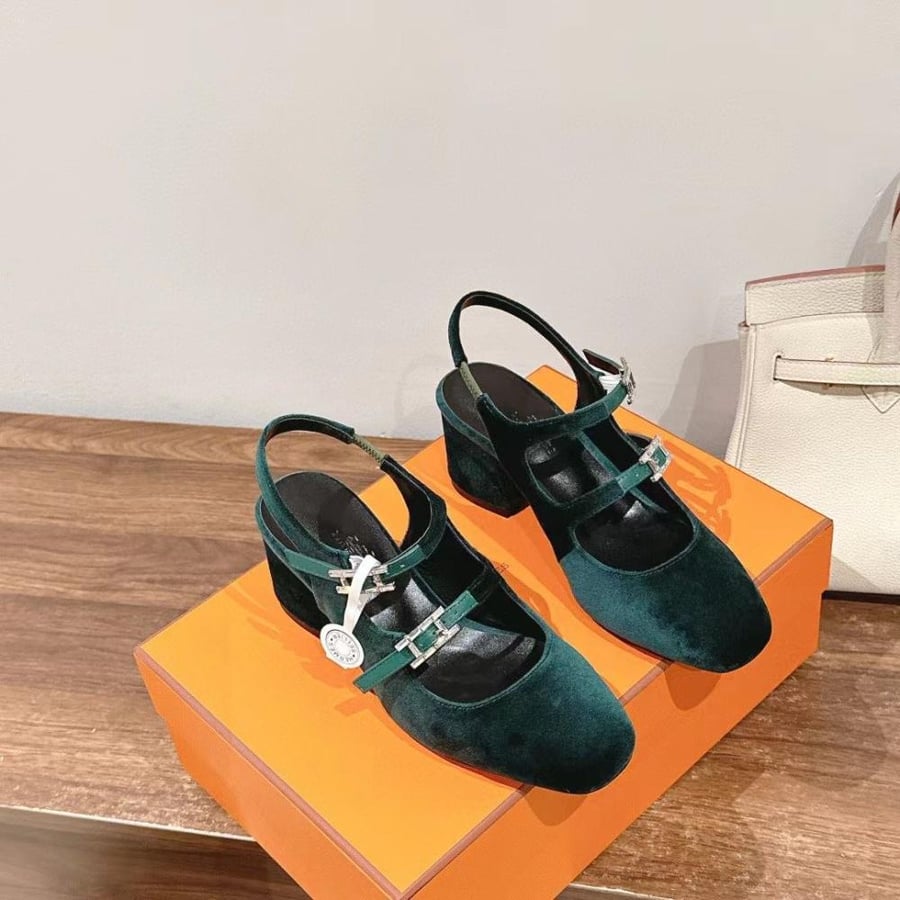 Jackie 50 pump