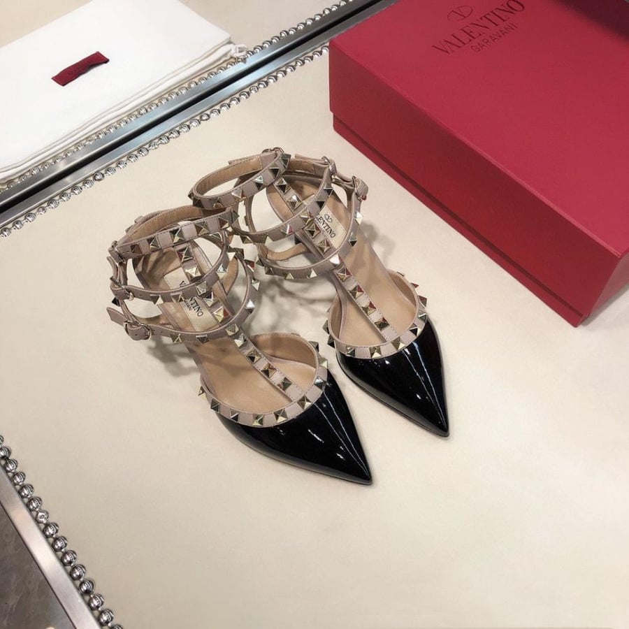 ROCKSTUD CAGED PUMP