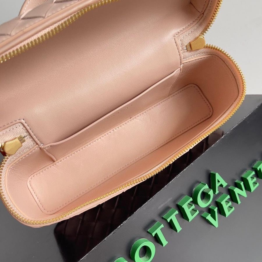 Bang Bang Vanity Case