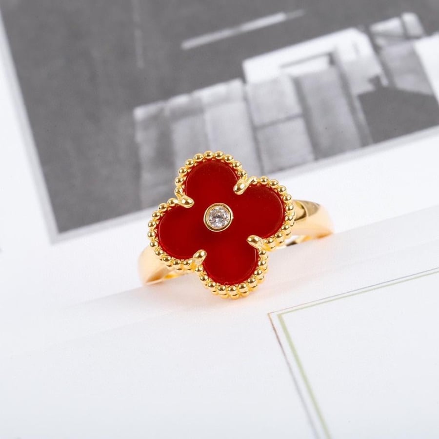 Vintage Alhambra ring