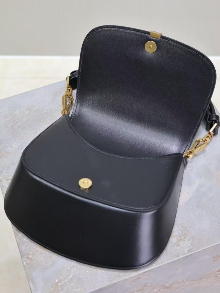MINI VOLTAIRE TOP HANDLE IN BOX SAINT LAUREN