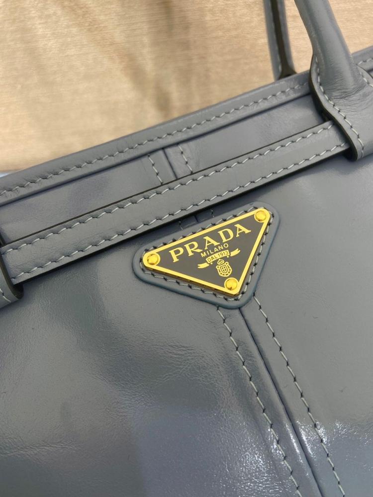 Prada Bonnie medium leather handbag