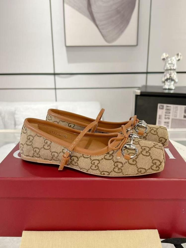 Women's Gucci Horsebit ballet flat