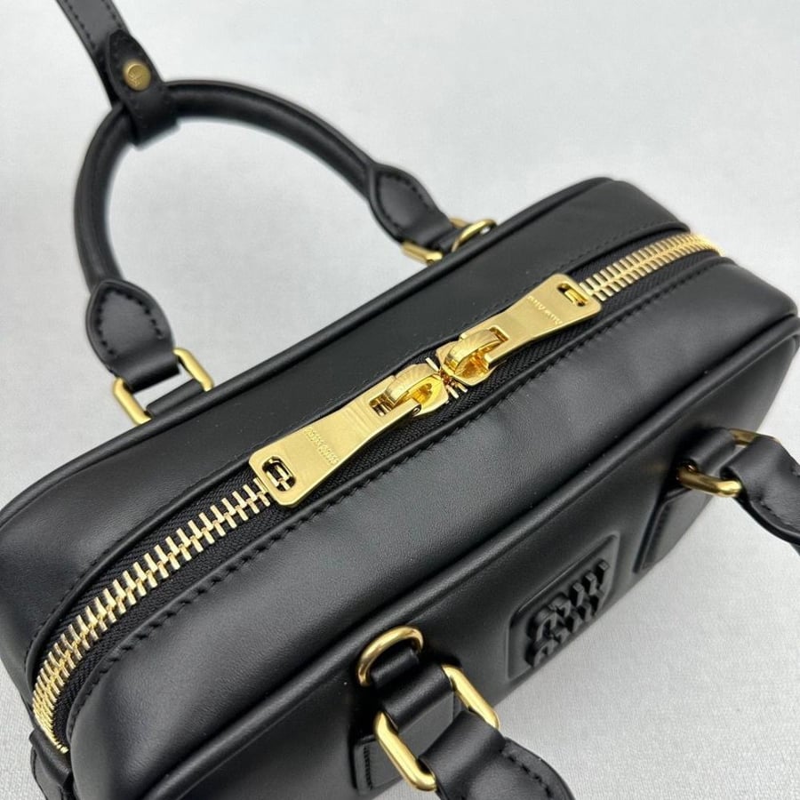 Arcadie leather bag