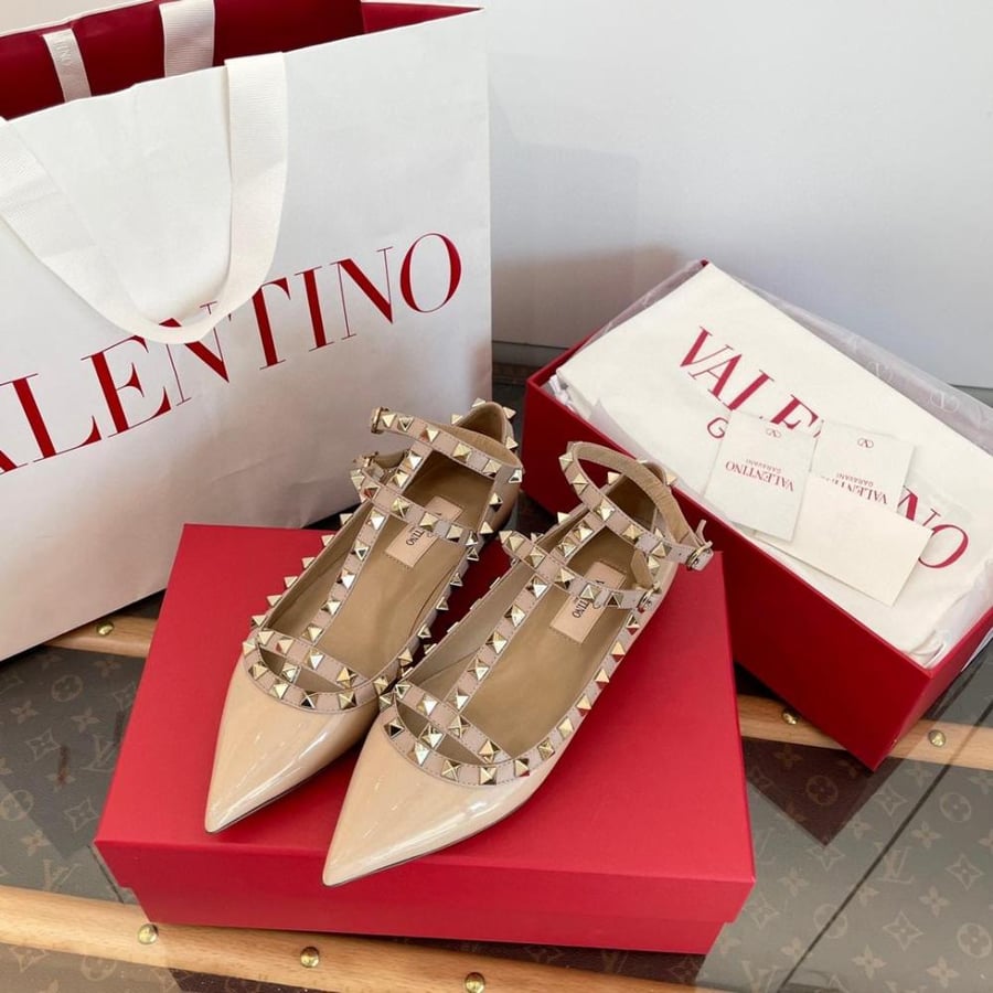 Rockstud leather ballet flats
